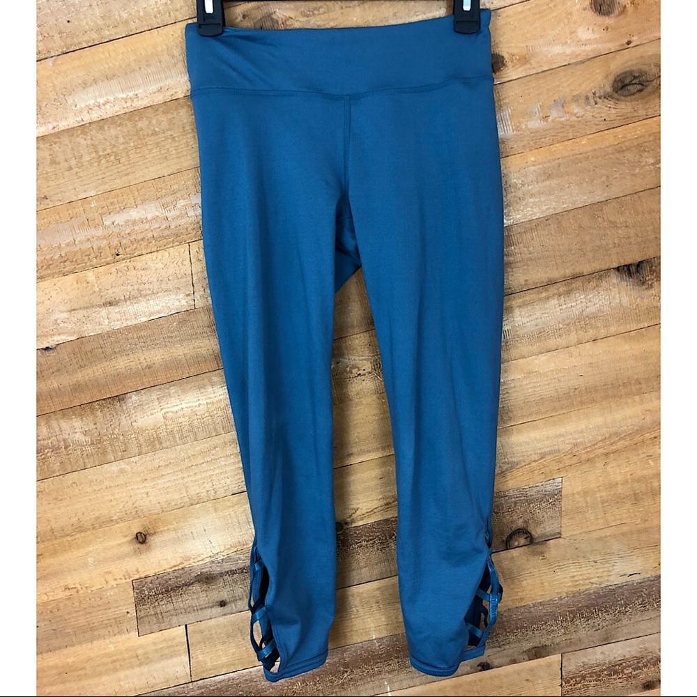 Joylab Cropped leggings Teal Blue W/ Ankle Detail